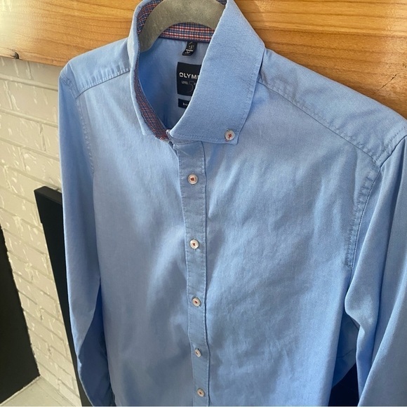 Light Blue Dress Shirt with Long Sleeves and Standard Collar - Picture 3 of 6